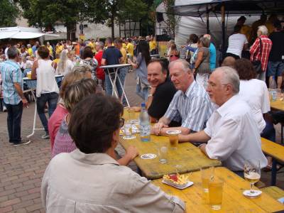 Er�ffnung der 299. Sprendlinger Kerb am 14. August 2015 auf dem Lindenplatz mit dem ehemaligen B�rgermeister Bernd Abeln Sts. a. D. 